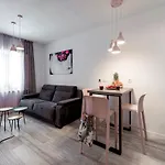 Sunshine Place 公寓 察夫塔特