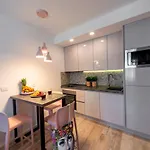 Sunshine Place Apartment *
