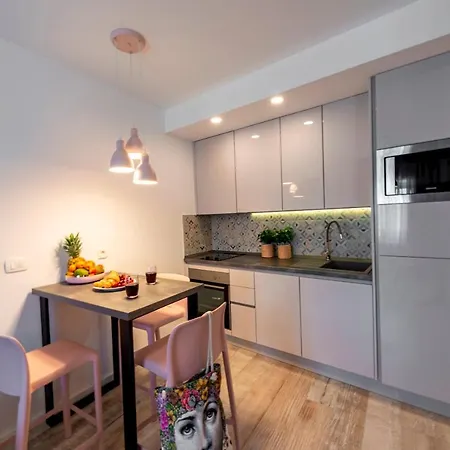 Sunshine Place Apartman *